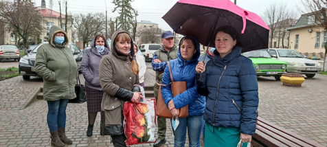 Opération aide alimentaire avril 2021 à Ivankiv en Ukraine
